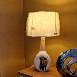 Highland Cow Table Lamp