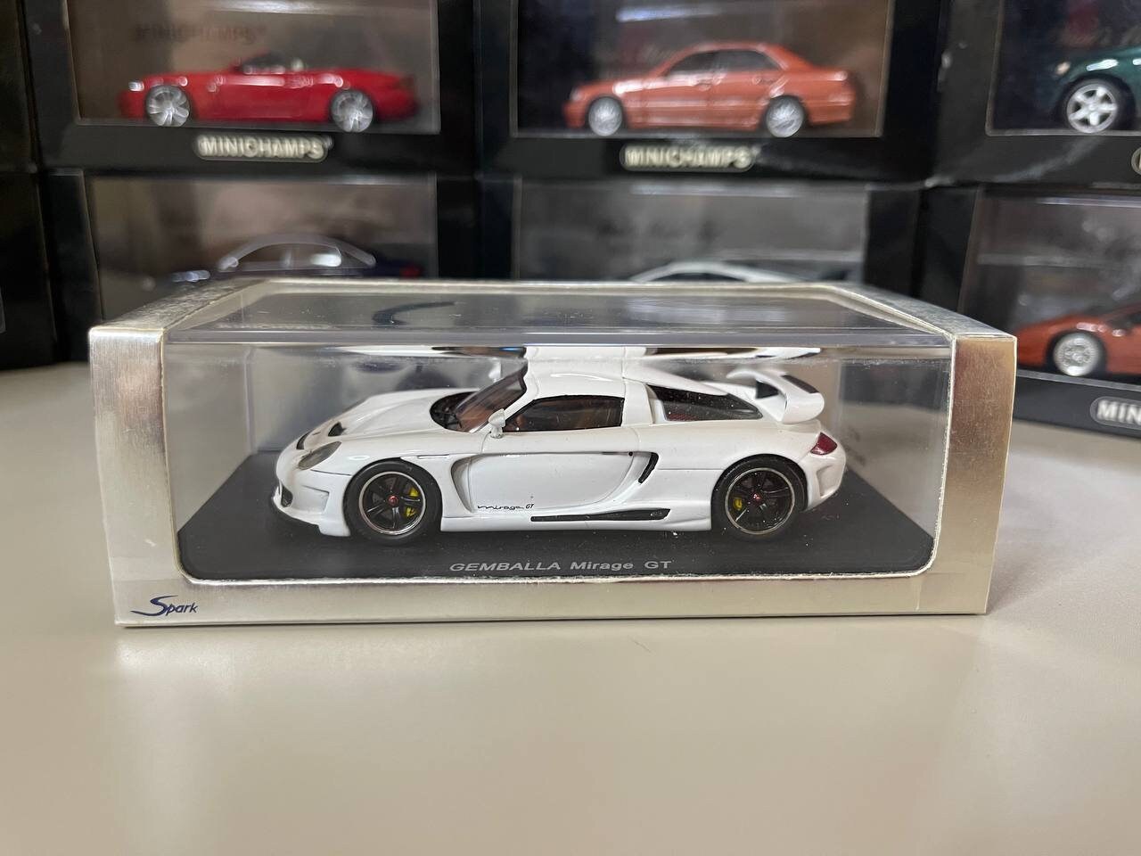 SPARK ゲンバラミラージュGT レッド&ホワイト　 1/43 Porsche Gemballa Mirage GT 1:43 Spark White - Etsy