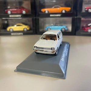 Opel Kadett C Caravan 1:43 Minichamps White