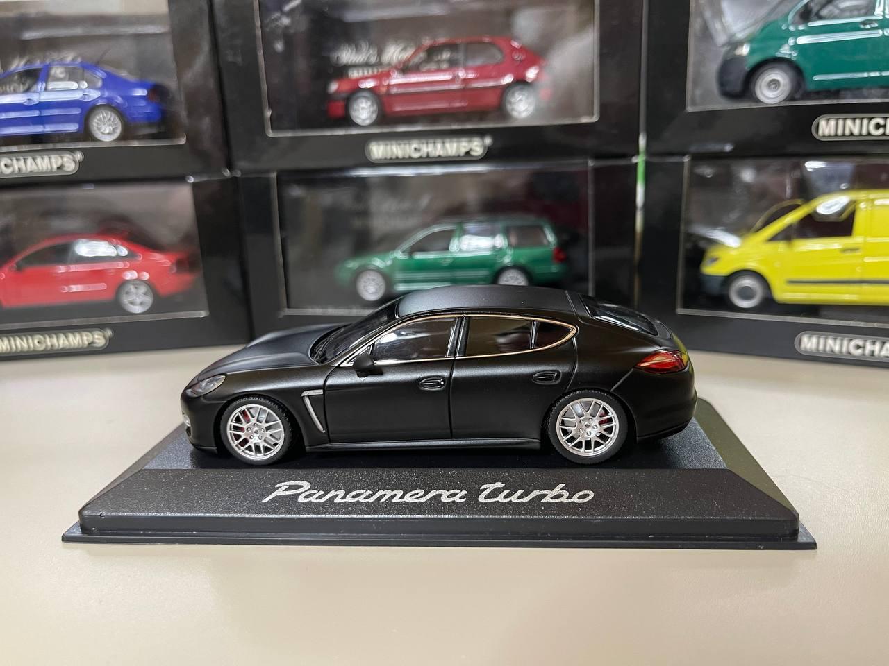 Porsche Panamera Turbo 1:43 Minichamps Black Matte - Etsy