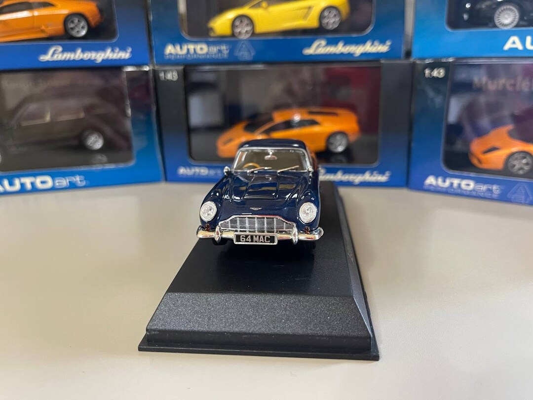 Résine Provence Échelle 1/43 - AM20 Aston Martin DB5 Bleu