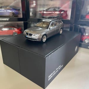 京商 1/43 545iツーリング（E61）ブラック 京商 1/43 545iツーリング