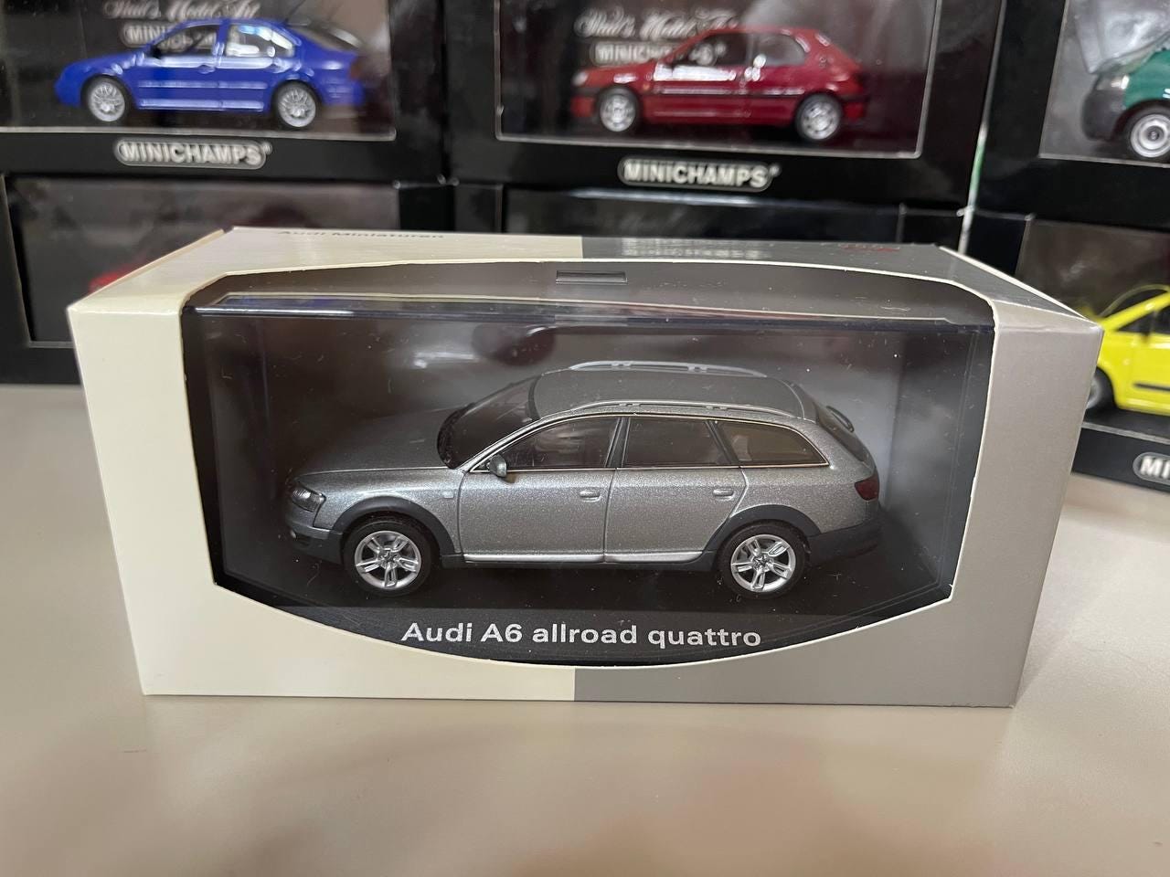 ミニカー MINICHAMPS AUDI allroad quattro 1/43 Audi A6 Allroad Quattro Gray 1:43 Autoart - Etsy