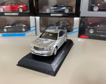 Mercedes-Benz A-Class 1/43 スケールモデル Mercedes-Benz E-Class (W211) 2007 Silver 1:43 Minichamps