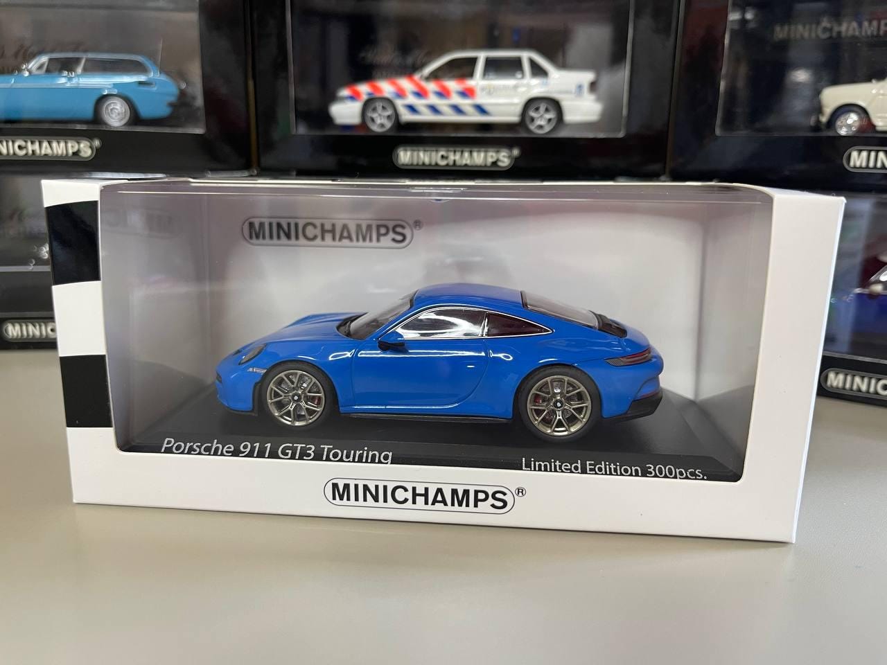 ポルシェ 911 GT3 ツーリング 1:43 ミニチャンプス ブルー - Etsy 日本