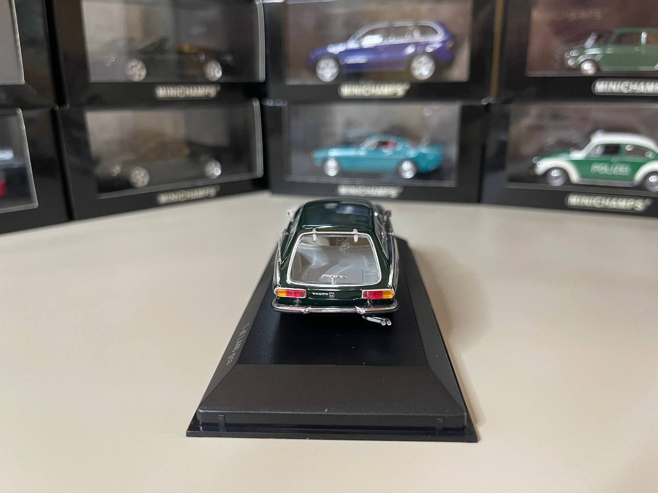 Volvo P1800 ES 1:43 Minichamps Green - Etsy Volvo P1800 ES 1:43 Minichamps Green - Etsy