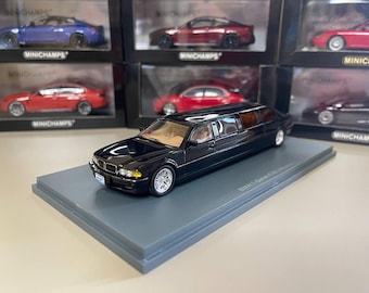 マッチボックス 2024 BMW 7-Series 1/64 ミニカー 新金型 Matchbox 2024 -BMW 7-series-red With Black Interior-short