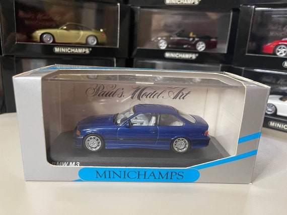 ミニカー MINICHAMPS BMW M3 Coupe 19921/43 1/43 Minichamps BMW M3 (E92) (Black) Car Model