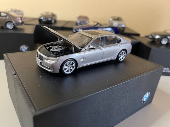BMW 750Li 7シリーズ 黒 1/43 BMW特注 非売品 ミニチャンプス Bmw 7 Series 750 Li F02 1:43 Minichamps - Etsy