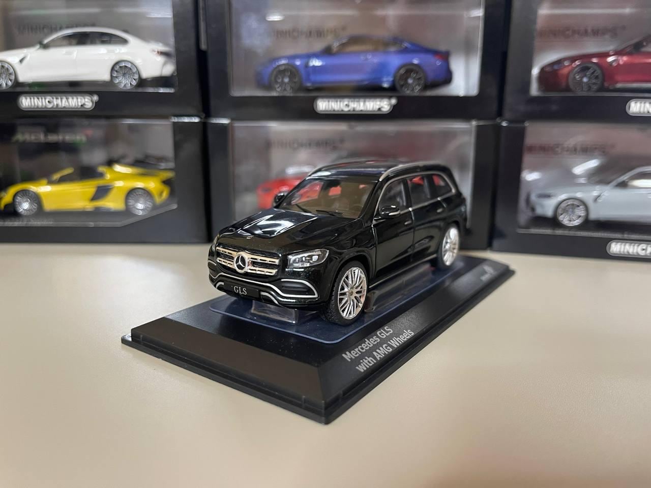 Modèle Réduit Mercedes GLS X167 2020 - Solido échelle 1/43 - Métal Monté - Neuf Dans Sa Boîte