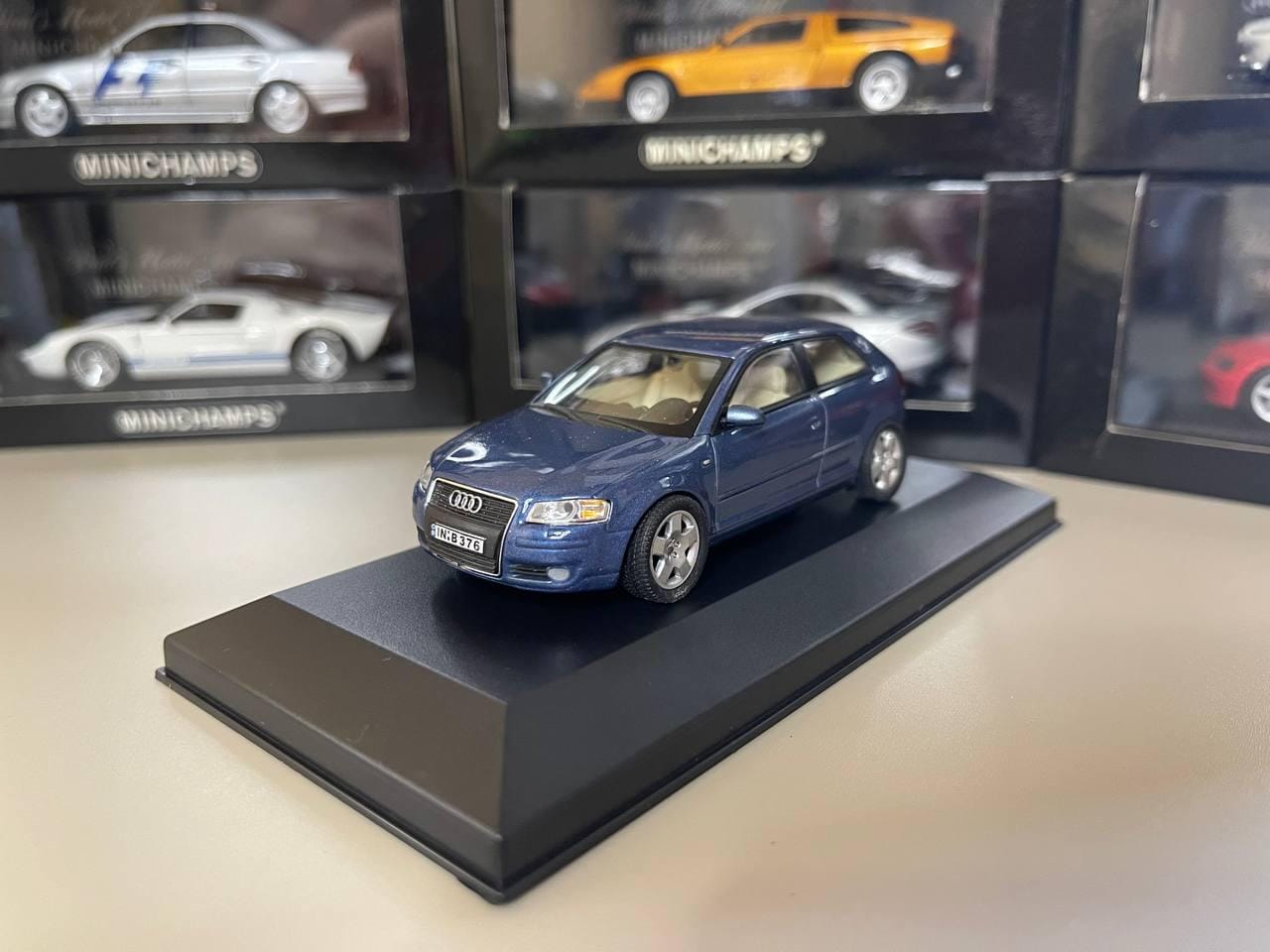 Audi Sport A3 1/43スケールモデルカー Audi A3 1:43 Schuco Blue Miniature - Etsy