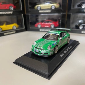Porsche 911 Gt3 Cup 1:43 Minichamps Green
