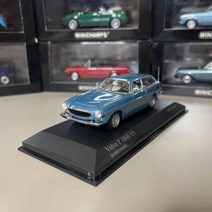 Volvo P 1800 ES 1:43 Minichamps Blue