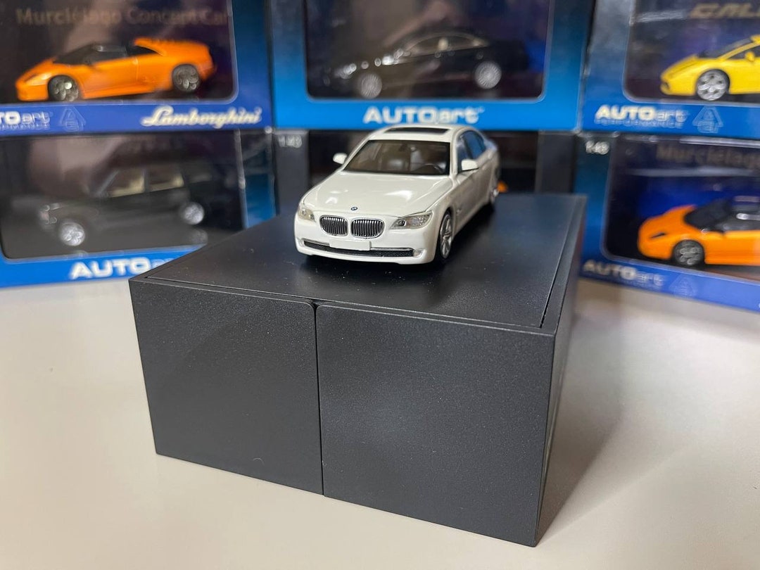 Bmw 7 Series 750li F02 1:43 Minichamps White - Etsy