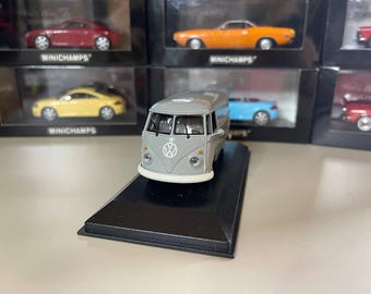 Volkswagen Bora 1:43 Minichamps Red Miniature - Etsy