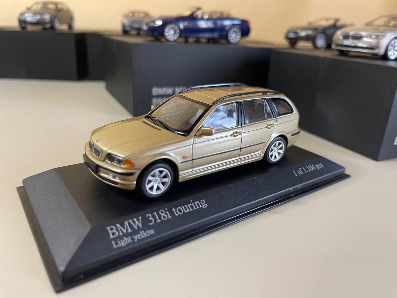Bmw 3 Series E46 318 Touring 1:43 Minichamps - Etsy