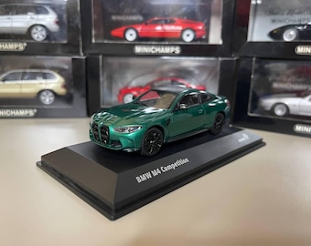 BMW M4 G82 1:43 Miniatura verde de la Isla de Man