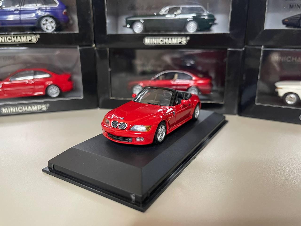 Bmw Z3 Cabrio 1:43 Minichamps Red - Etsy