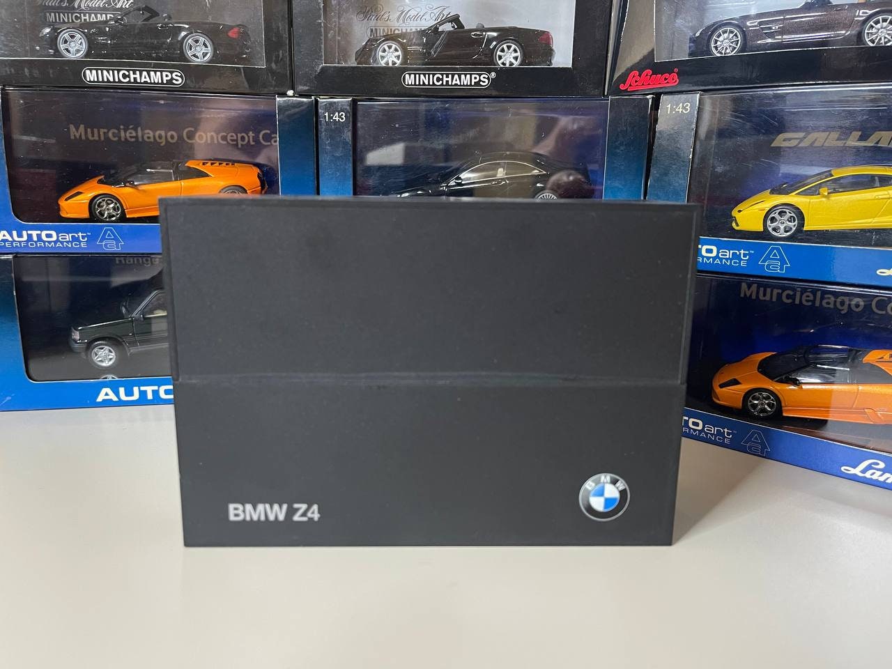Amazon.co.jp: 1/43 Z4 M Coupe Mクーペ ミニカー ブラック