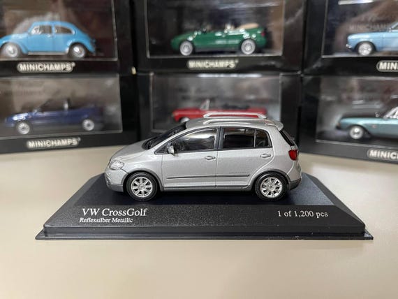 激レア Volkswagen Cross Golf ミニカー 1/43 Volkswagen Cross Golf 1:43 Minichamps Silver - Etsy Israel