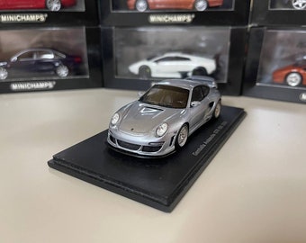 ミニチャンプス 1/43 BMW 3シリーズ 1989(シルバー) 943023303-1.jpg