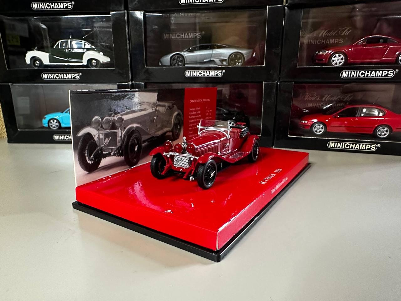 Alfa Roméo 6C 1750 GS 1930 Rouge - Minichamps 1/43 - Mini Voiture De Collection