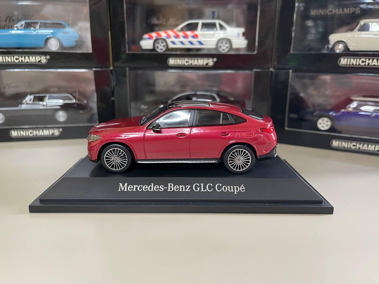 Mercedes-Benz GLC Coupe ミニカー 1/43 Mercedes Benz GLC Coupe 1:43 Iscale Red - Etsy