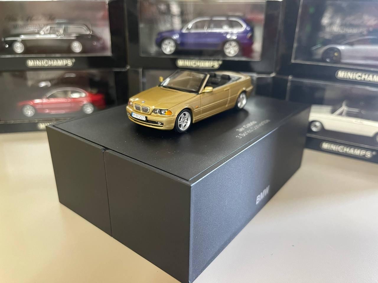 Miniature Schuco 1/43 - BMW 328i Serie 3 E46 - Métal - Occasion