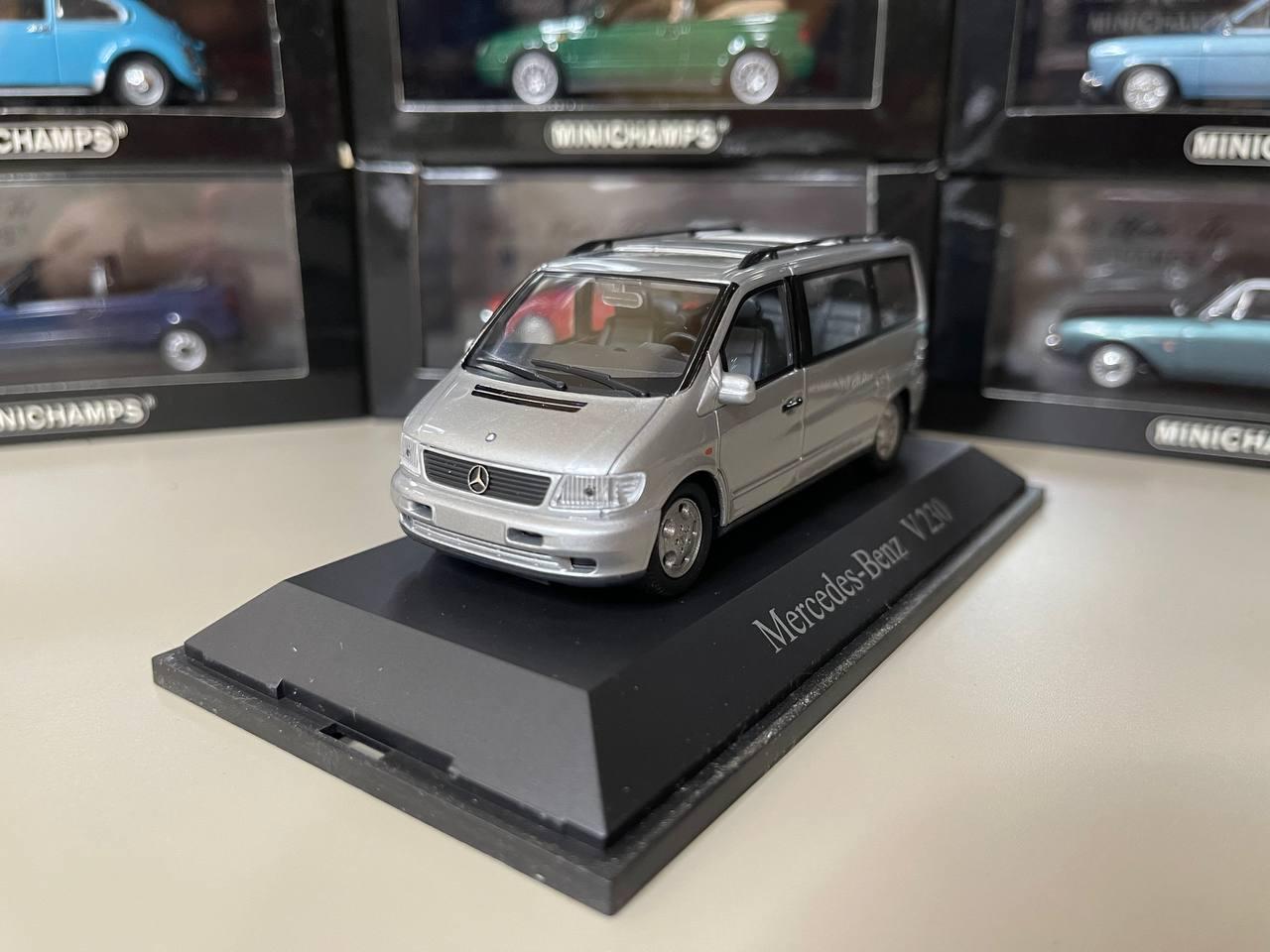 メルセデスベンツ V230 1:43 シュコー シルバー - Etsy 日本