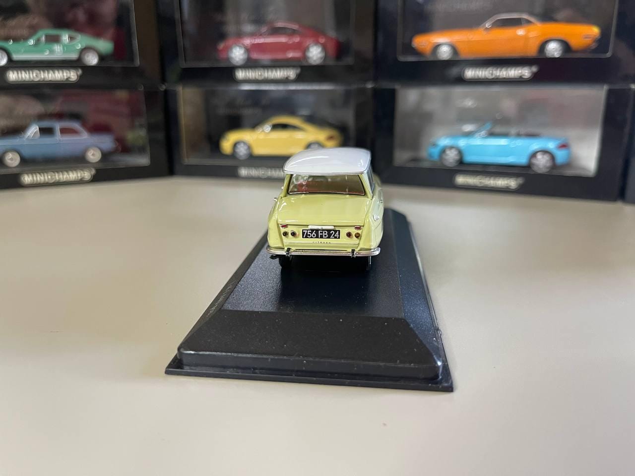 シトロエン アミ6 1/43 ミニチャンプス ミニカー Citroen Ami 6 1:43 Minichamps Yellow - Etsy