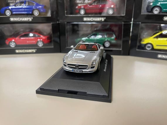ミニカー 1/43 Mercedes-Benz SLS AMG /Schuco 1/43 Schuco, red, MERCEDES. SLS. AMG. Sportster mint,++ ! | eBay