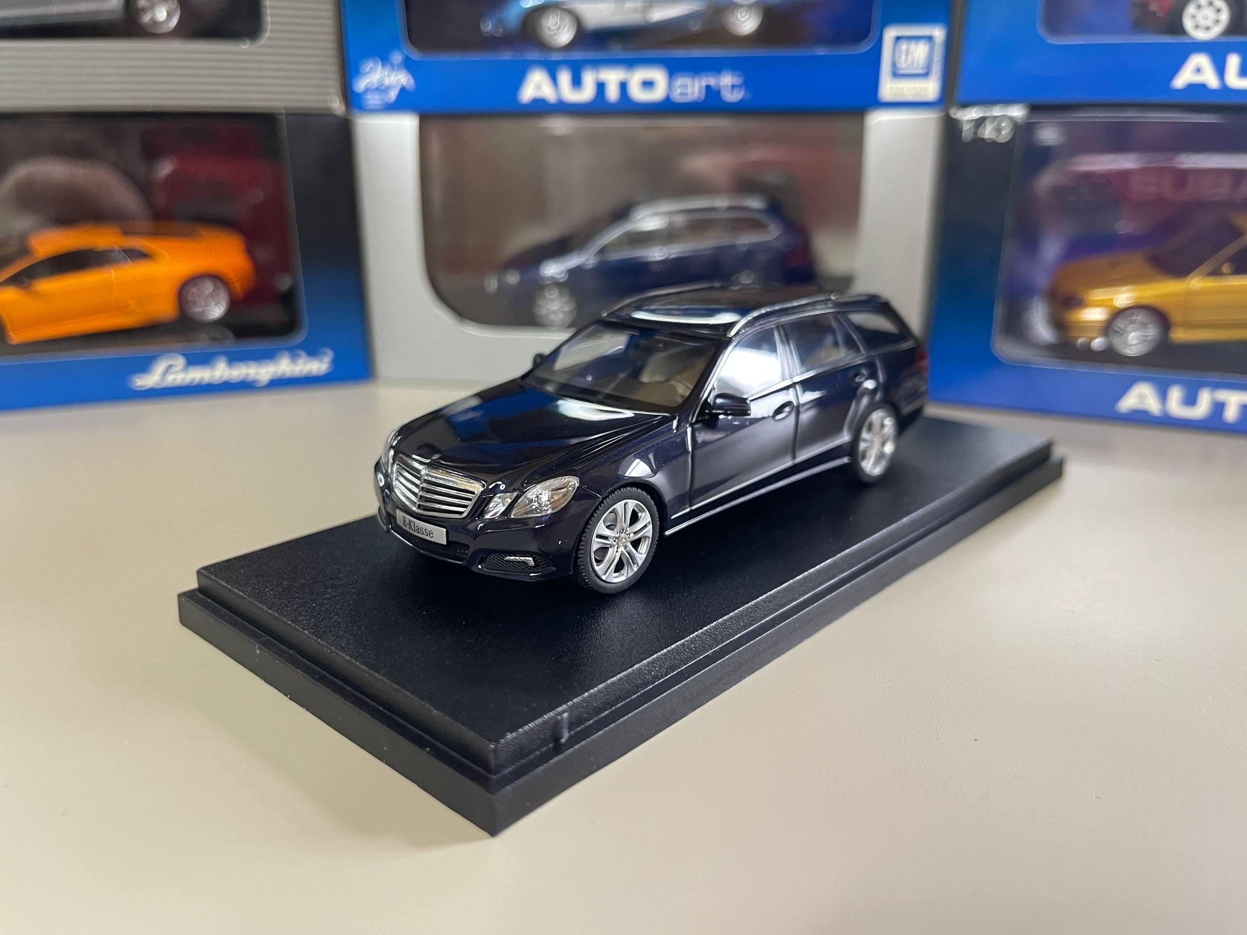 Mercedes Benz E Klasse T Modell W212 Miniature 1:43 Schuco Blue - Etsy