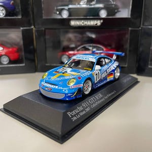 Porsche 911 GT3 RSR Collin/Felbermayr  1:43 Minichamps