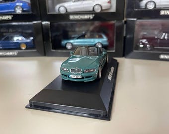 Miniature BMW 318i Touring 1/43 – Minichamps Dealer Edition, Collection