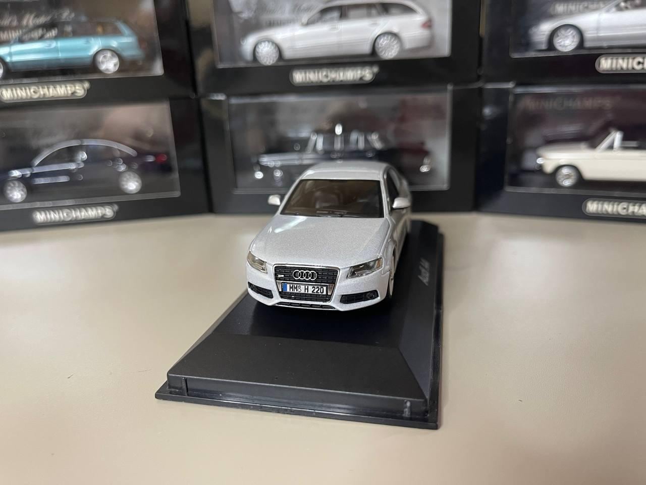 【 MINICHAMPS 】 1/43 AUDI A4 avant ( B5 ) Audi A4 Avant B5 Type 8D 1995 Minichamps Dealer Edition