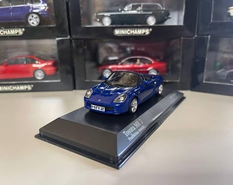 Panasonic Toyota Racing TF104 #17 O. Panis 1:43 Minichamps #400 