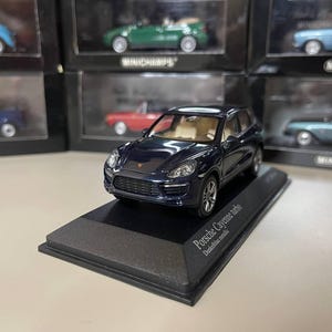 Porsche Cayenne turbo 1:43 Minichamps Blue