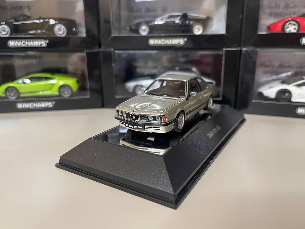 Bmw 635 Csi E24 1:43 Autoart Gold - Etsy