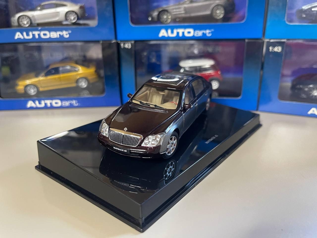 Maybach 62 ブラック 1/43スケール Maybach 62 LWB 1:43 Autoart - Etsy UK