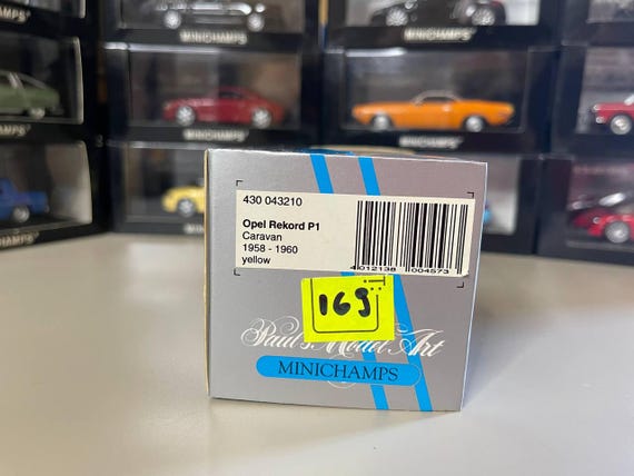 Minichamps 1/43 réf 430043210 : Opel Rekord P1 Caravan de