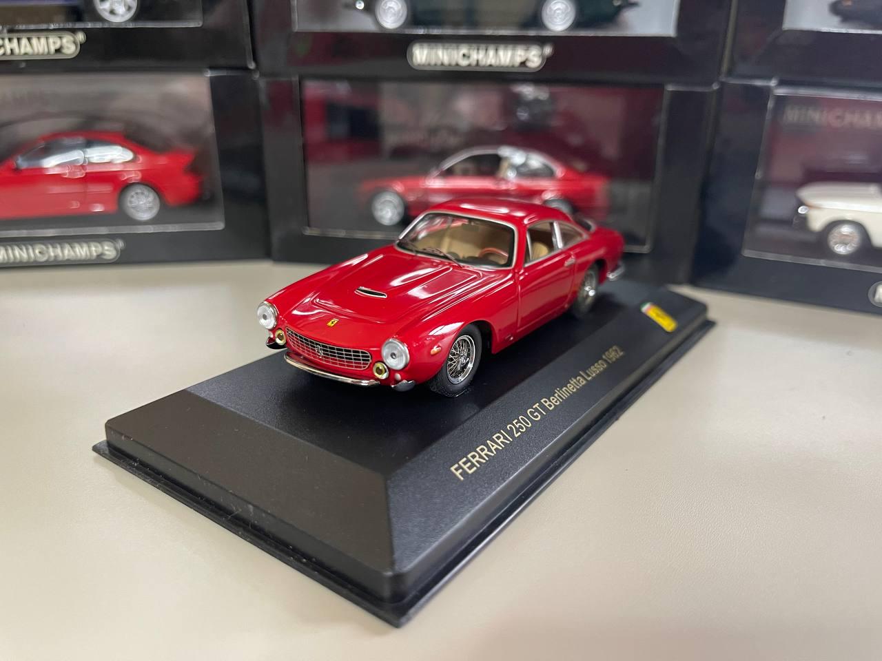 Ferrari Lusso - Etsy
