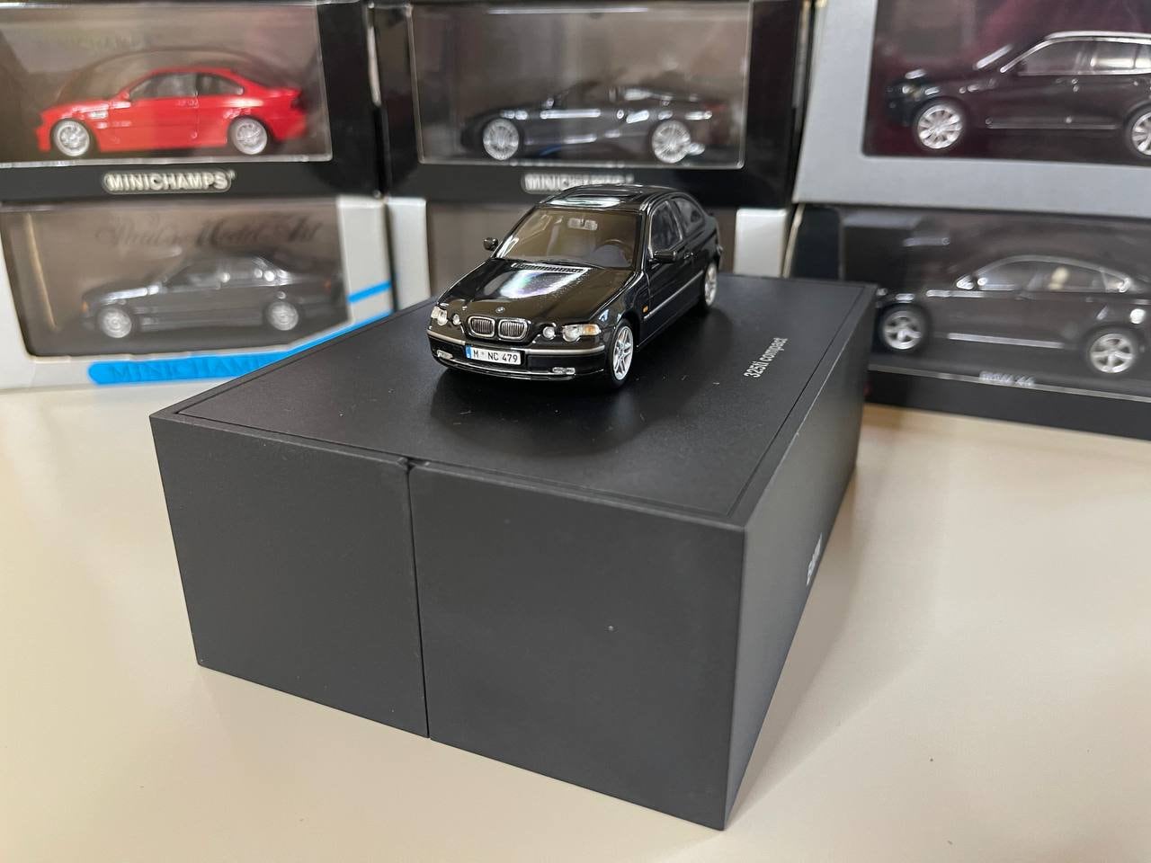 Bmw 3 Series 325ti E46 Compact 1:43 Minichamps Black - Etsy