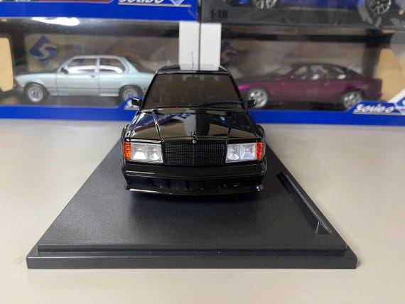702-041 ソリド 1/18 メルセデスベンツ 190E メルセデス・ベンツ 190 EVO 2 (W201) 1:18 ソリド ブラック