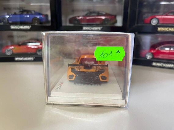 マクラーレン MP4-12C GT3 1:43 TSM イエロー - Etsy 日本