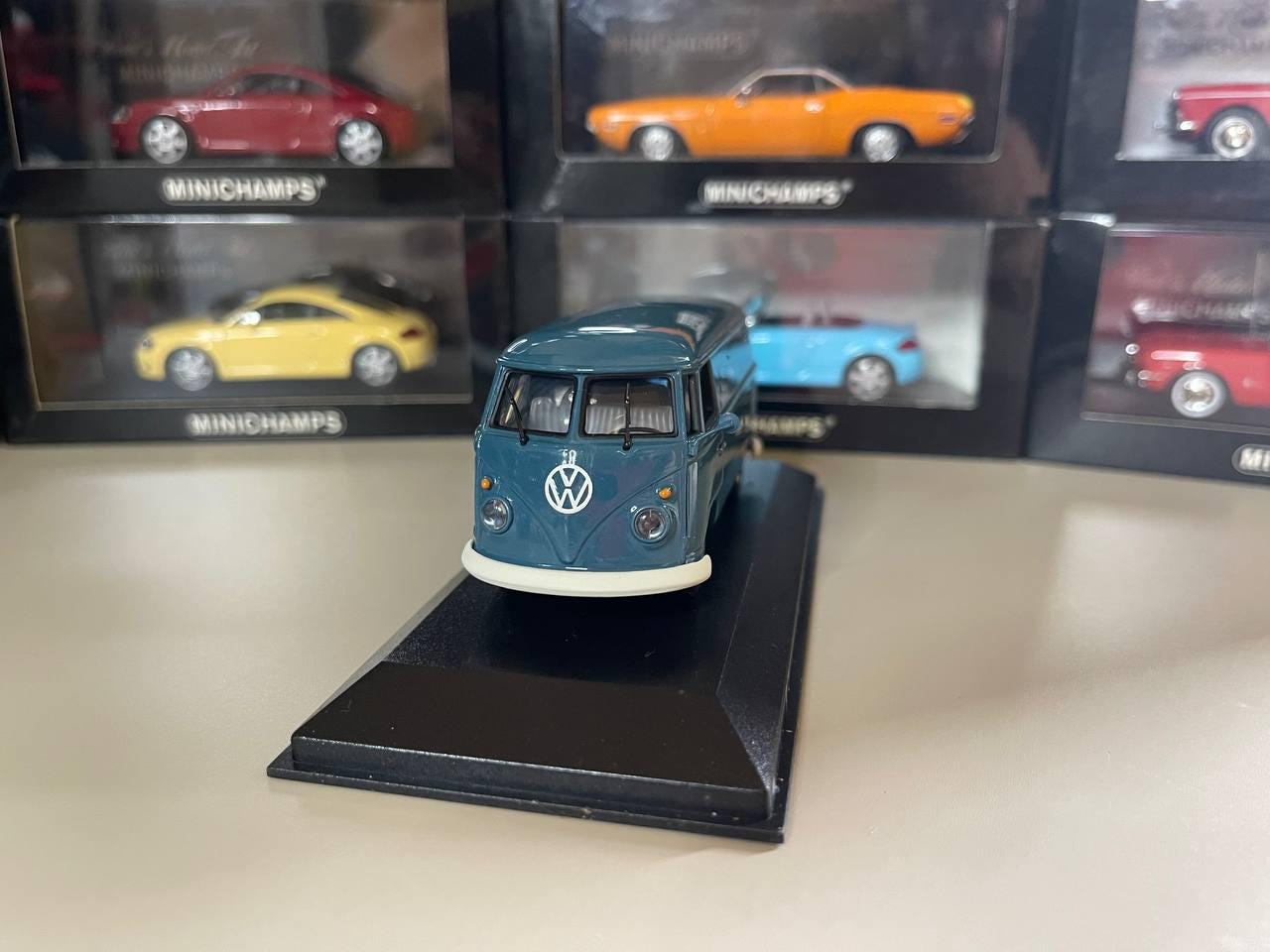 Volkswagen Delivery Van 1:43 Minichamps Blue - Etsy