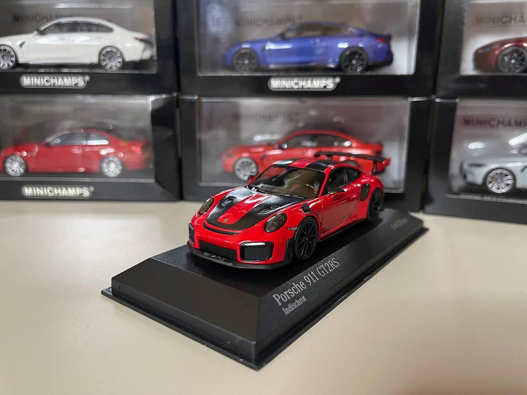 Porsche 911 GT2 RS 1:43 Minichamps Red - Etsy Australia