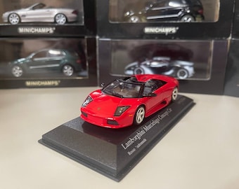 Volvo V40 Break 1:43 Minichamps Red Metallic - Etsy