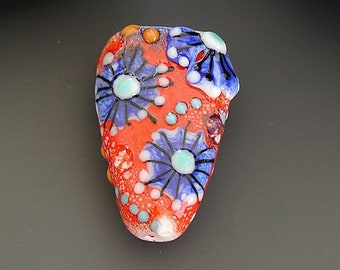 Handmade lampwork beads | focal | SRA | artisan glass | Silke Buechler