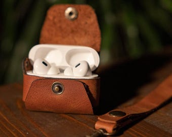 Personalized Leather Airpods Pro Case: Monogrammed Full-Grain Cowhide