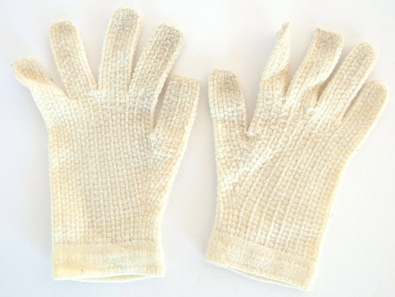 Off White Vintage Girls' Knit Winter Dress Gloves - image 2